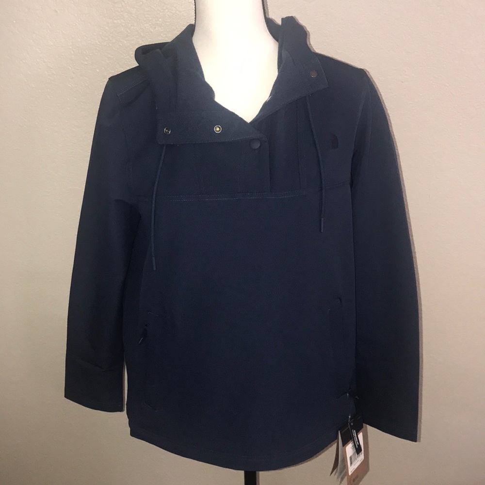 NWT north face hoodie